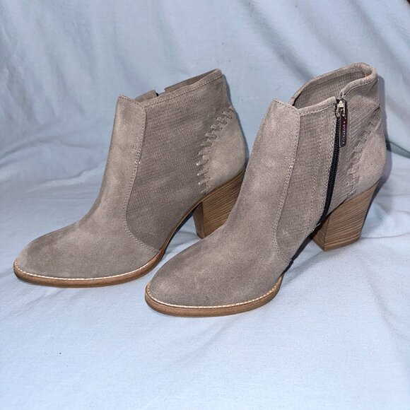 Aquatalia Lia Gray Booties (Grey) - Picture 9 of 9